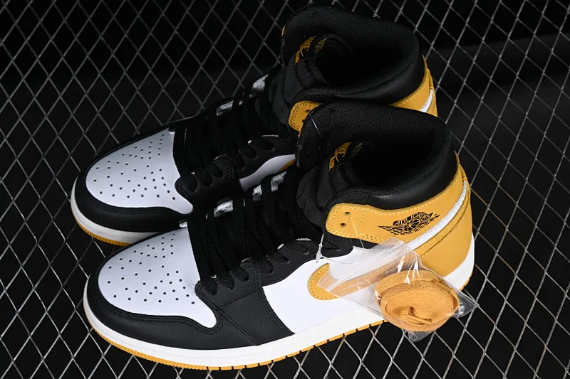 All categories Air Jordan Jordan series basketball shoes Air Jordan 1 High Air Jordan AJ1 Retro High AJ1 Joe 1 six-time champion high-top basketball shoes 555088-109